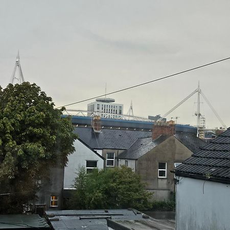 Millennium Stadium Window View! Cardiff Luaran gambar